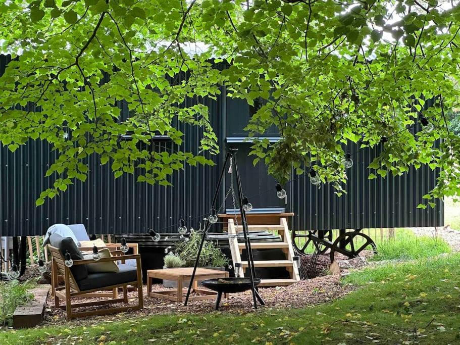 Cornwall Woodland Shepherd'S Hut Deirdres Hut ボドミン エクステリア 写真