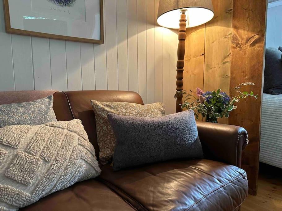 Cornwall Woodland Shepherd'S Hut Deirdres Hut ボドミン エクステリア 写真